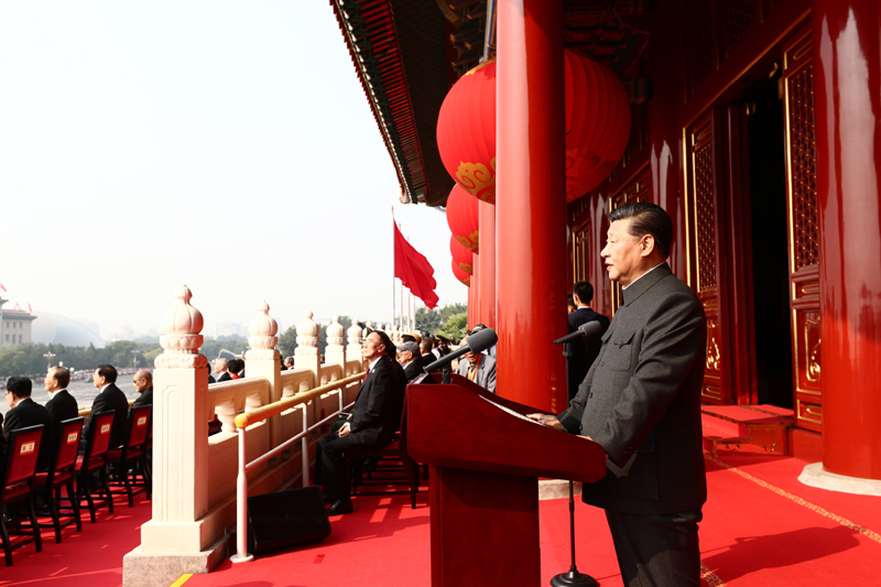 10月1日上午，慶祝中華人民共和國成立70周年大會在北京天安門廣場隆重舉行。中共中央總書記、國家主席、中央軍委主席習近平發(fā)表重要講話。